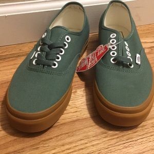 ⭐️Classic Vans shoes⭐️